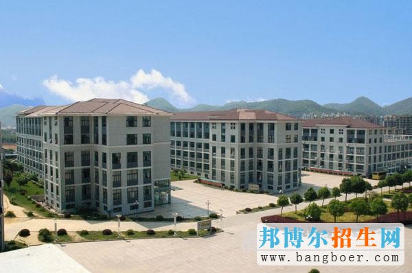 浙江長征職業(yè)技術(shù)學院校園一角3921