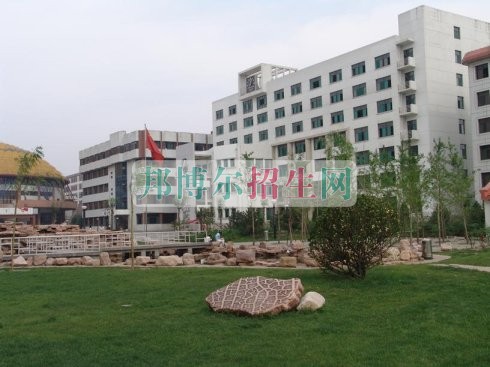山西省財政稅務(wù)?？茖W(xué)校招生辦聯(lián)系電話