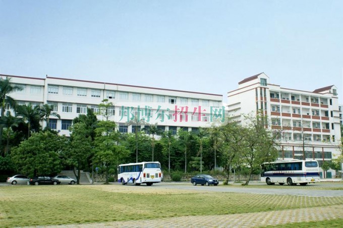廣州鐵路職業(yè)技術學院招生辦聯系電話
