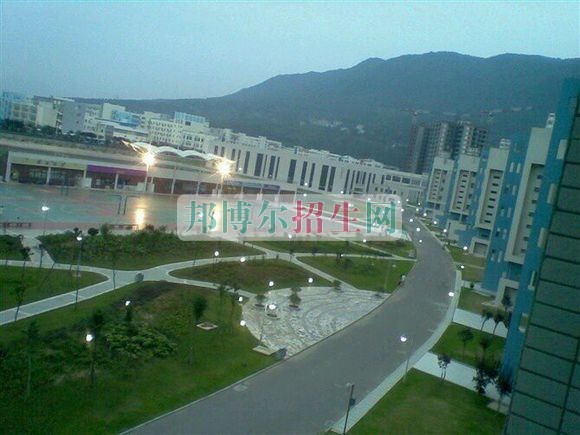 四川信息職業(yè)技術(shù)學(xué)院是幾專(zhuān)