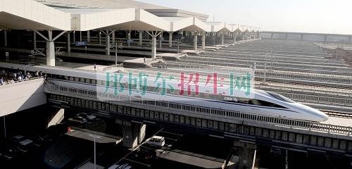 女生可以讀鐵路專(zhuān)業(yè)嗎