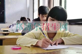 國(guó)際貿(mào)易較好的大專(zhuān)學(xué)校