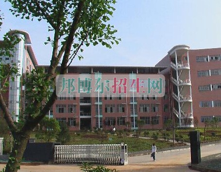 成都市機械職業(yè)技術(shù)學校