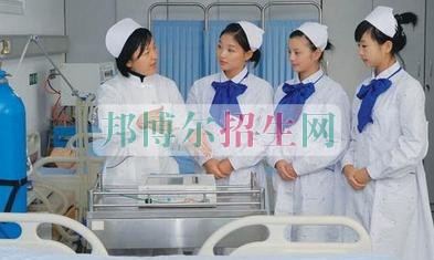 中?？谇会t(yī)學(xué)考大專