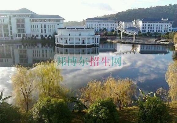 中?？祻?fù)治療可以考大專嗎