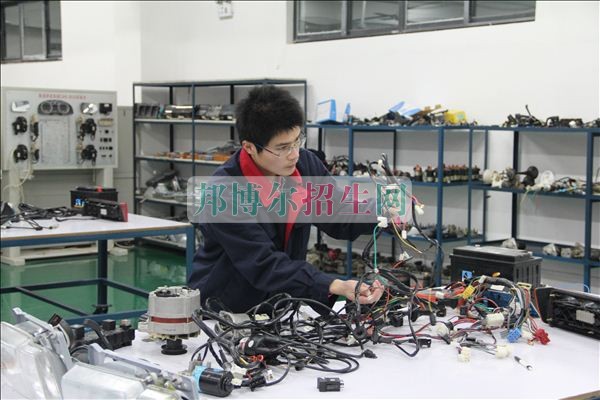 成都最好的汽車(chē)電子技術(shù)學(xué)校