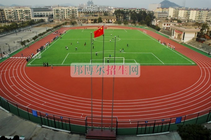 現在讀什么職業(yè)學校好