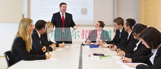 成都哪個學(xué)校有酒店管理