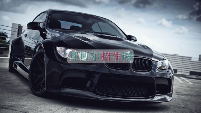 成都汽車服務與營銷學校哪些好