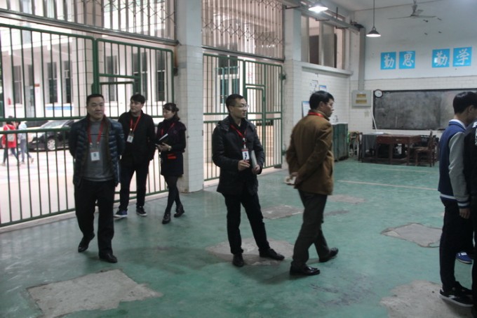 瀘州市工業(yè)技工學校開展校園安全大檢查凈化校園安全環(huán)境