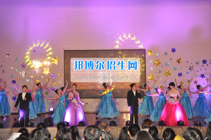 川南幼兒師范高等?？茖W(xué)校藝術(shù)系2014屆匯報(bào)演出