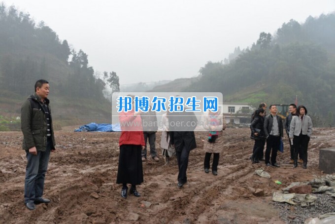 川南幼兒師范高等?？茖W(xué)校“走基層、送溫暖”活動