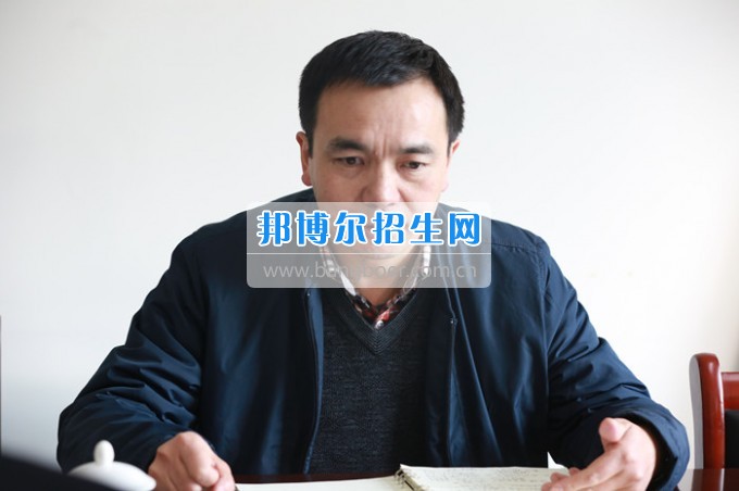 川北幼兒師范高等專科學(xué)校開(kāi)展干部談心談話工作