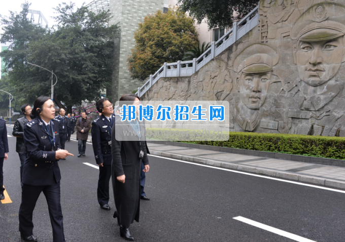 川南幼兒師范高等?？茖W校考察黨建工作
