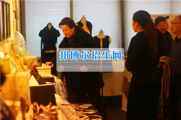 四川大學(xué)錦城學(xué)院來(lái)成都信息工程學(xué)院銀杏酒店管理學(xué)院開展工作交流