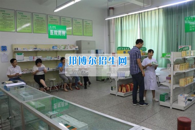 四川衛(wèi)生康復(fù)職業(yè)學(xué)院校企合辦營(yíng)銷技能大賽，共促學(xué)生營(yíng)銷技能提升