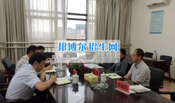 貴州警察學(xué)院來貴州商業(yè)高等?？茖W(xué)校參觀交流