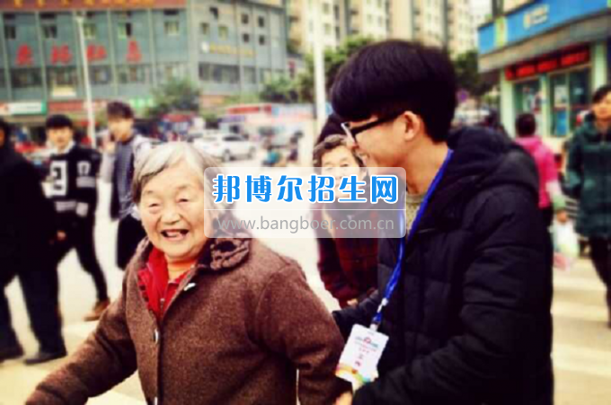 巴中職業(yè)技術(shù)學院校團委組織開展“文明勸導”公益活動