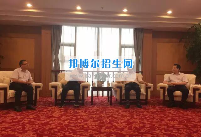 北方國際汽車教育集團(tuán)與浙江杭鋼職業(yè)教育集團(tuán)洽談合作