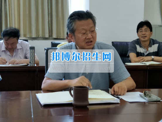 四川信息職業(yè)技術(shù)學院召開二季度安全穩(wěn)定工作會