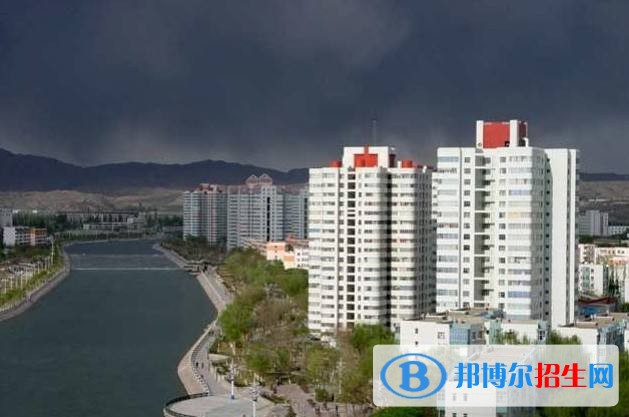 新疆巴音郭楞蒙古自治州衛(wèi)生學(xué)校有哪些專(zhuān)業(yè)