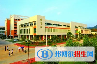 國營七三三廠電子技工學(xué)校2018年報名條件、招生對象
