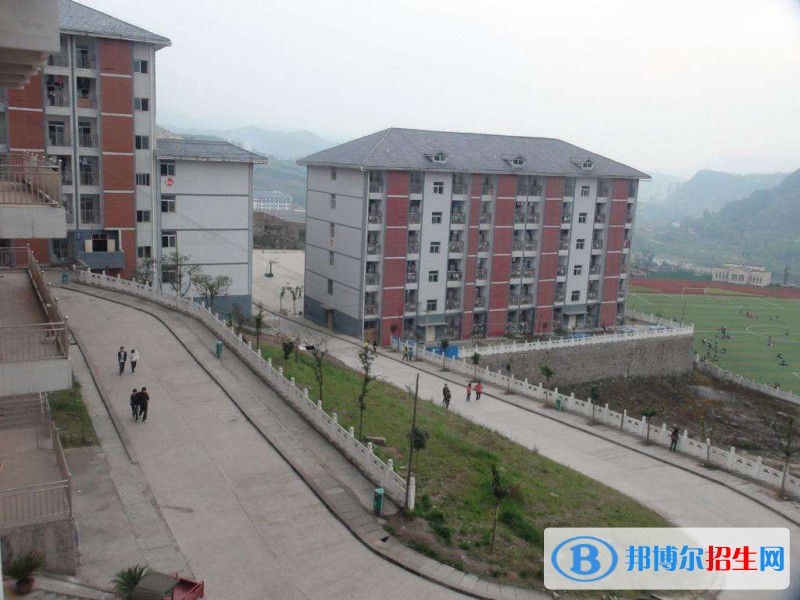 重慶市石柱土家族自治縣第一職業(yè)學(xué)校2018年報(bào)名條件、招生對(duì)象