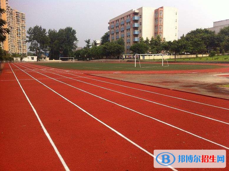 成都市財政貿(mào)易學(xué)校2018年報名條件、招生對象