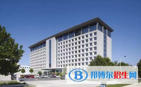 石家莊信產(chǎn)科技中等專業(yè)學(xué)校2018年報(bào)名條件、招生對(duì)象