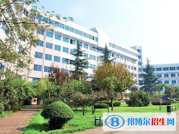 西安市培華高級職業(yè)中學