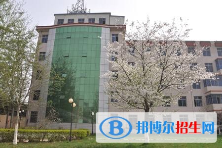 石家莊建設科技職業(yè)中專學校2018年報名條件、招生對象