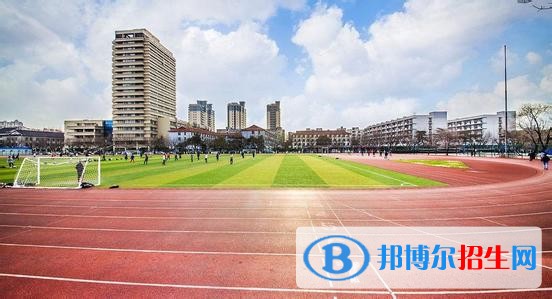 貴陽讀中專學?？梢钥即髮W嗎