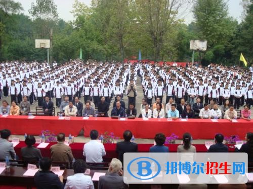 貴陽(yáng)高中沒(méi)讀完可以讀中專學(xué)校嗎