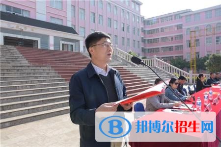 云南中專學(xué)校什么專業(yè)好就業(yè)