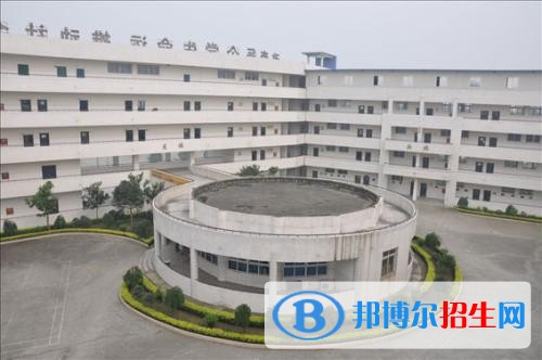 云南女生讀什么中專學校好