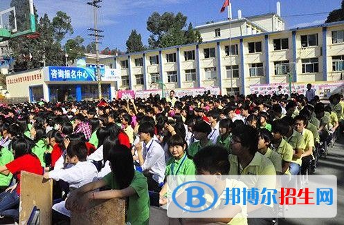 云南中專學校都有什么專業(yè)適合女生