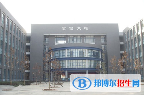 貴州讀中專學校需要什么證件