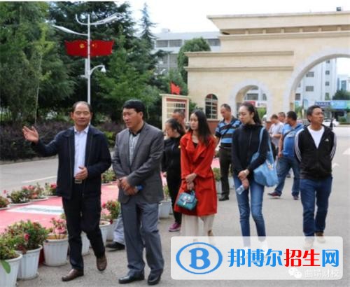 曲靖中專學校什么專業(yè)比較好