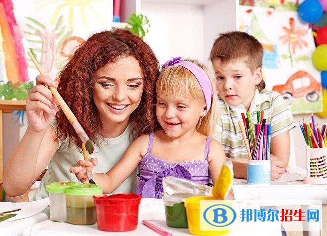 六盤水中專學校什么專業(yè)好