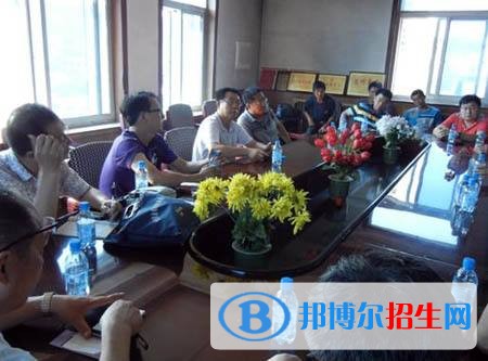 紅河中專學校是什么