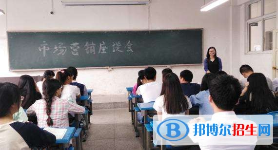 巴中女生讀中專學(xué)校學(xué)什么專業(yè)好
