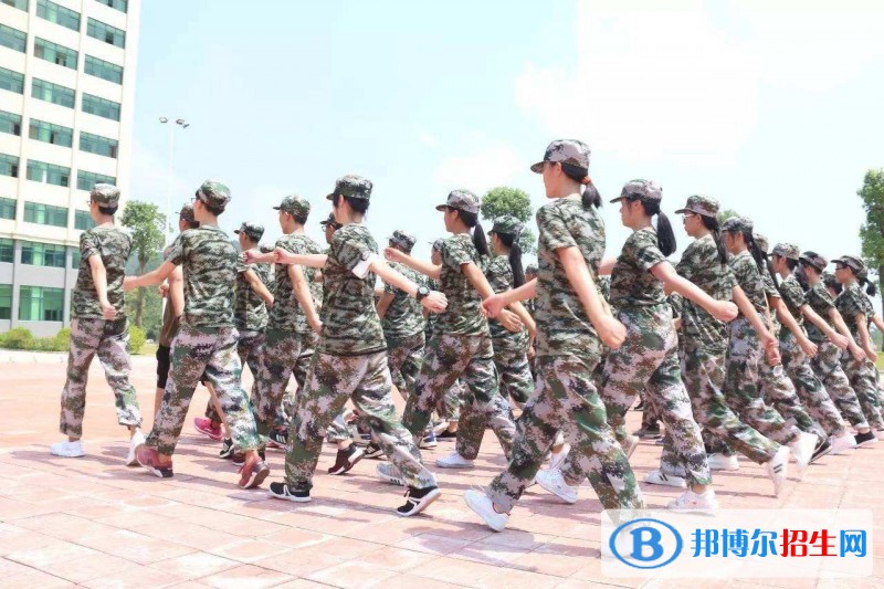 巴中讀中專學(xué)校多少錢