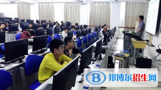 巴中好一點(diǎn)的中專(zhuān)學(xué)校