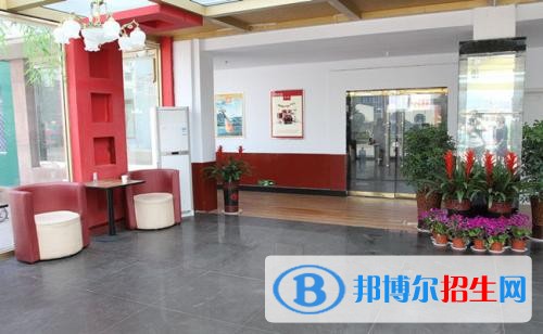 原平星海藝術(shù)學(xué)校2019年報名條件、招生對象