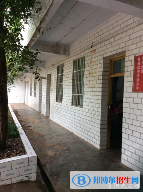 資陽(yáng)初中畢業(yè)讀什么中專學(xué)校好