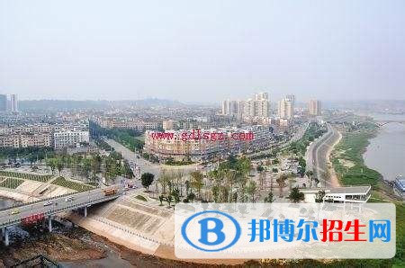 資陽(yáng)中專學(xué)校