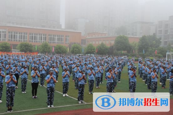 眉山初中畢業(yè)可以上中專學校嗎