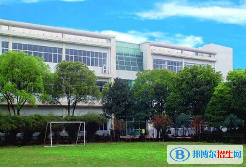 樂山高中畢業(yè)讀中專學(xué)校
