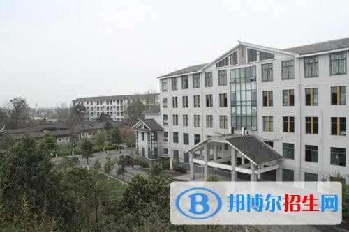 德陽高中畢業(yè)能上什么中專學校