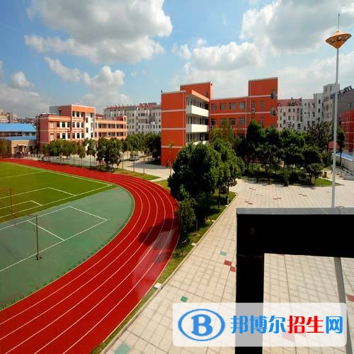 無(wú)錫初中畢業(yè)讀中專學(xué)校好嗎